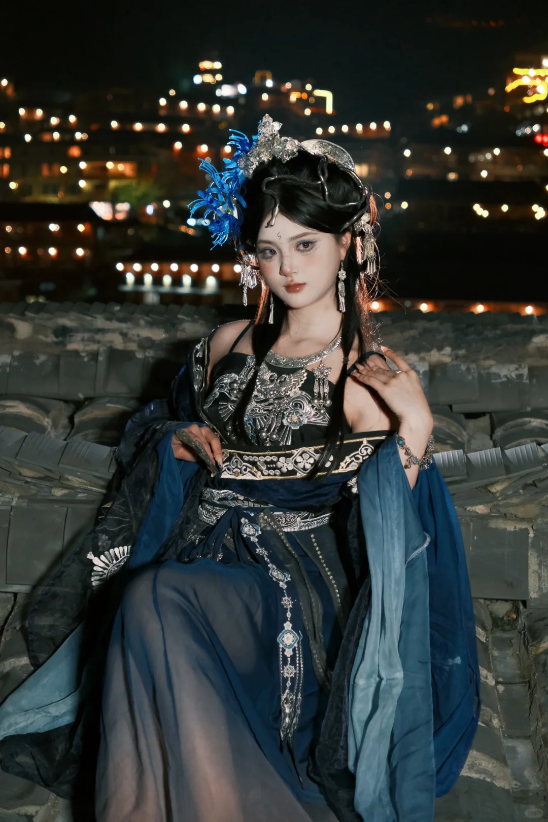 她可是寨子最会蛊惑人心的🦋 蛊惑人心的