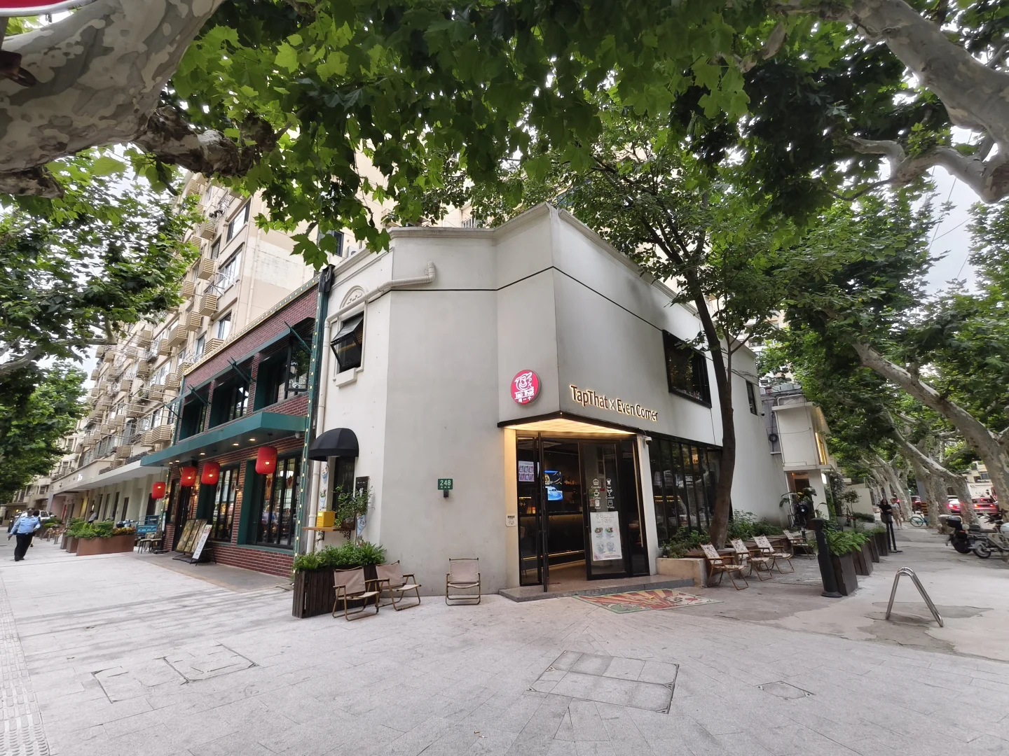 梧桐区开店的！可以来看一看！一楼带院子！
