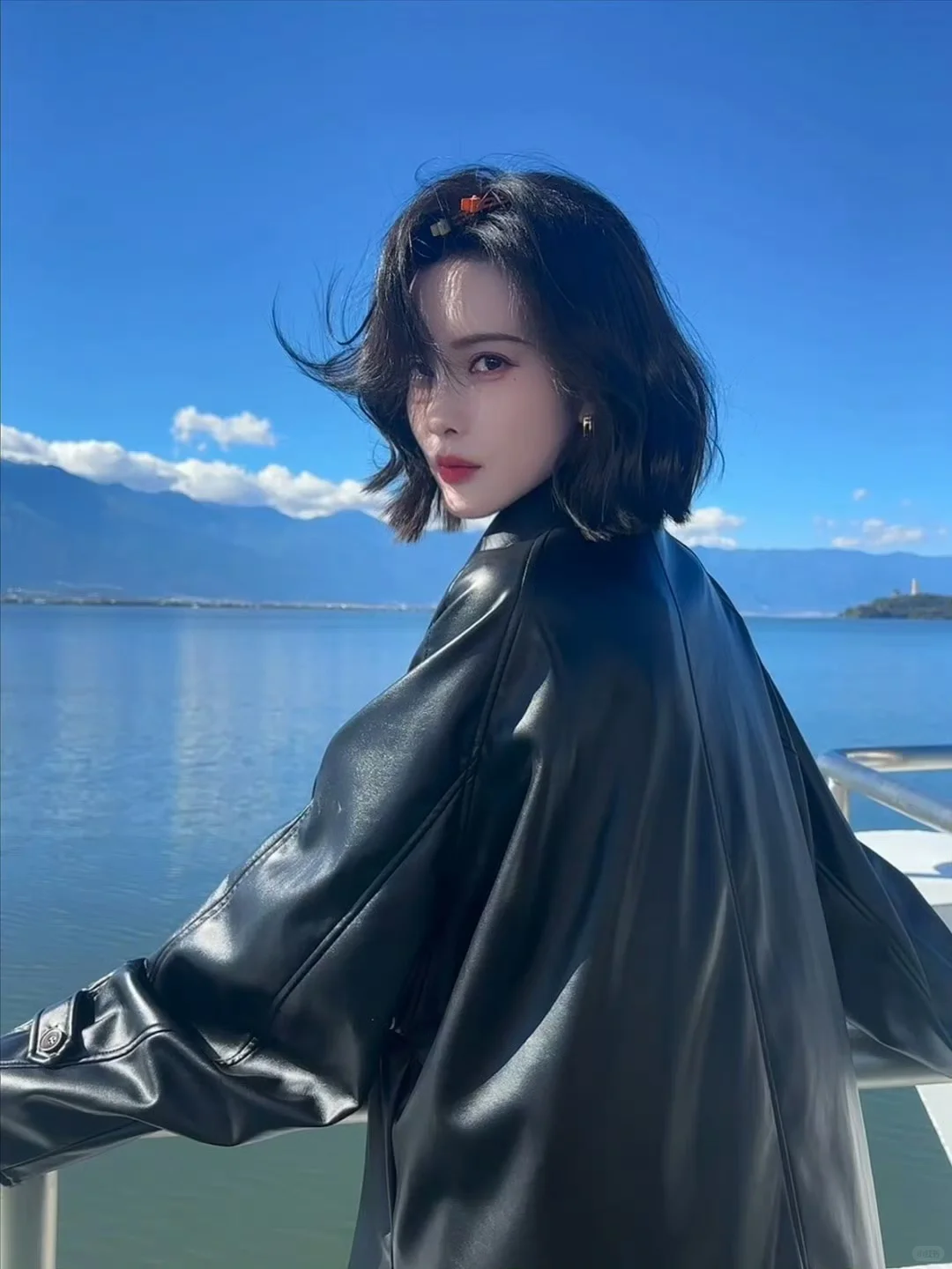 媚眼如丝，风情万种