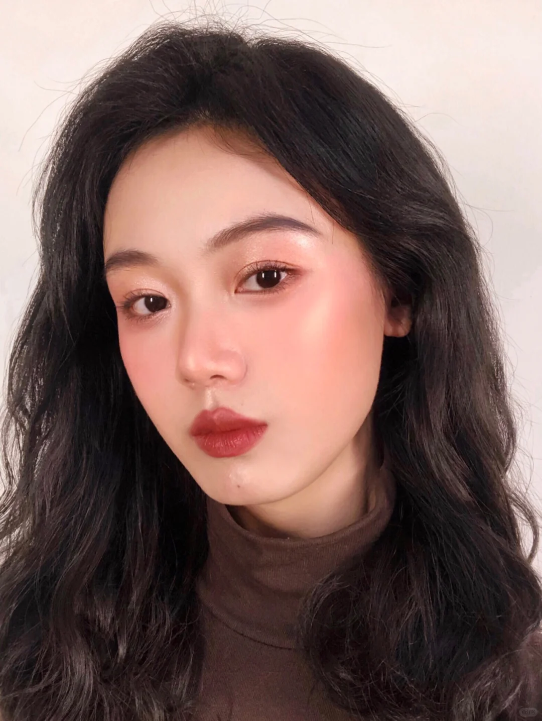 温热感微醺妆容🍑娇艳欲滴，后翻素颜对比⚠️