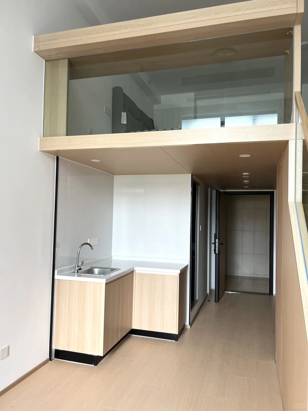 直租良渚未来之光35loft户型无中介费