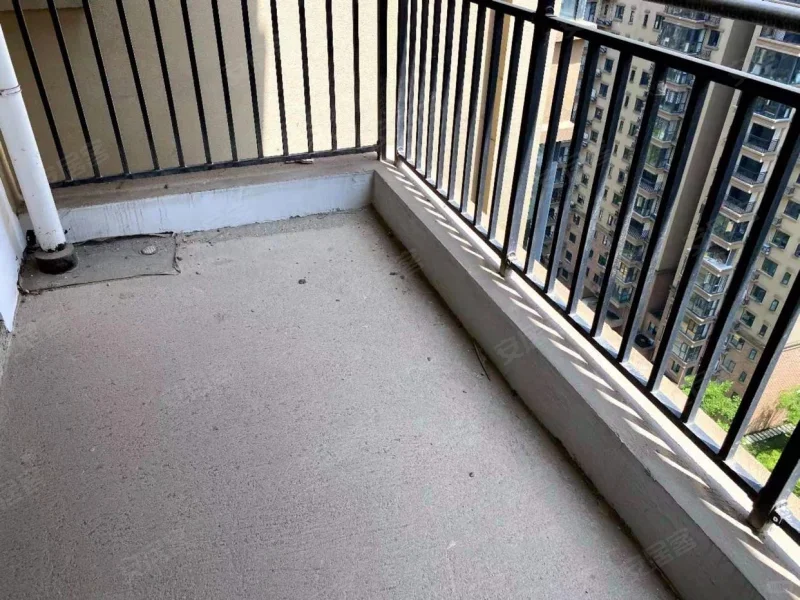 长沙雨花区中建嘉和城个人一手毛坯新房出售