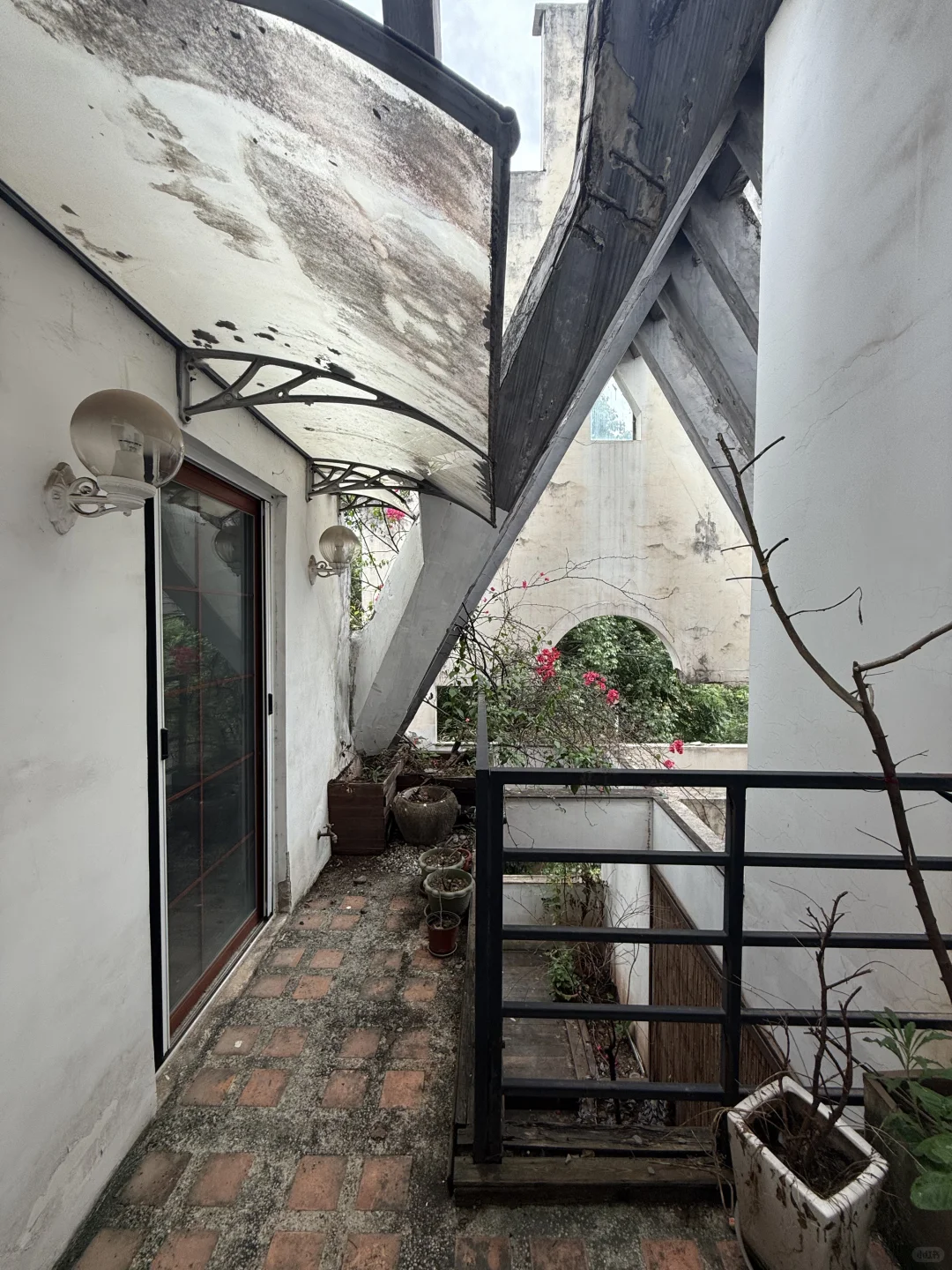 这套顶跃老洋房🏡实地看真的有点出人意料