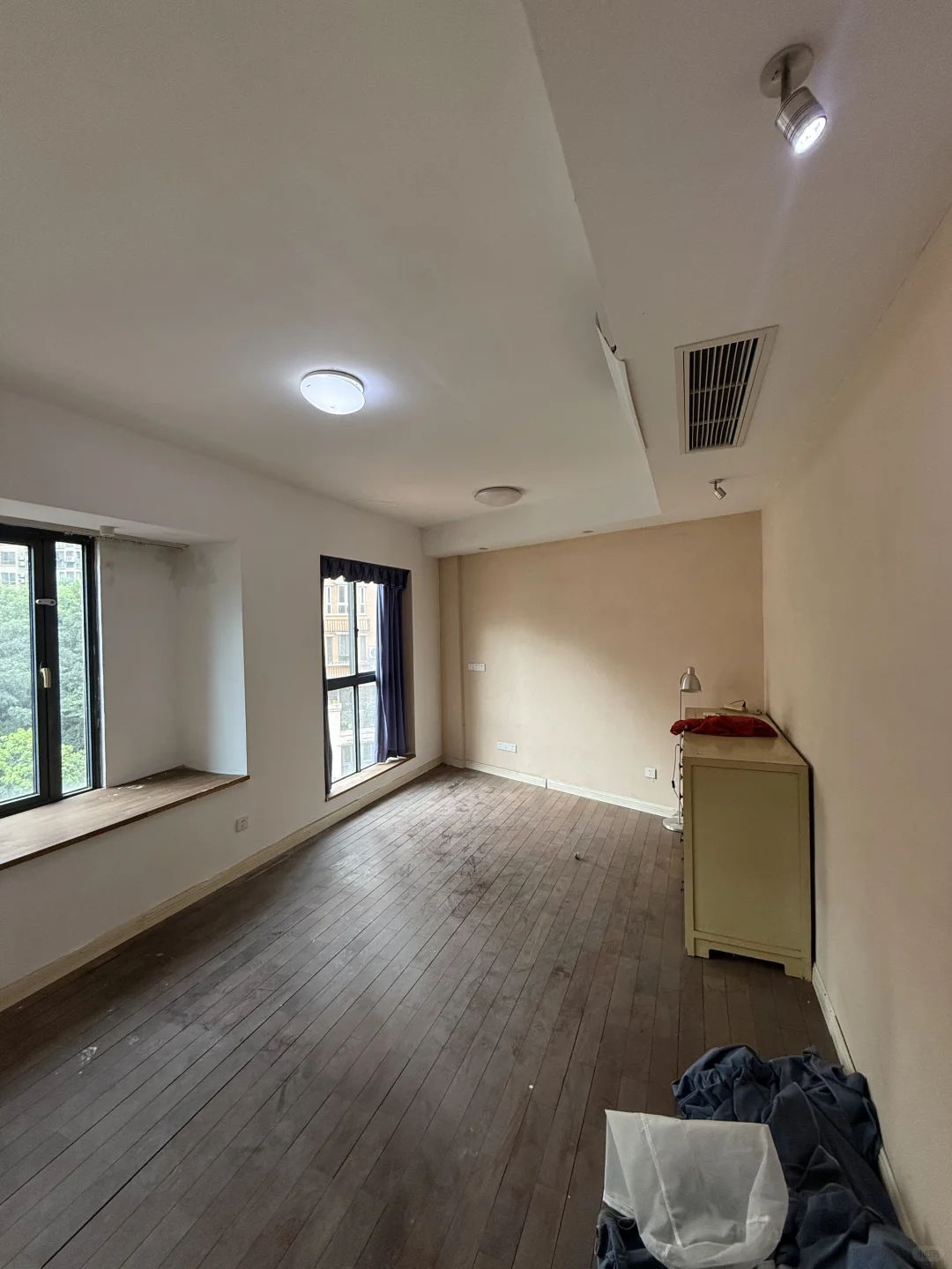这套顶跃老洋房🏡实地看真的有点出人意料