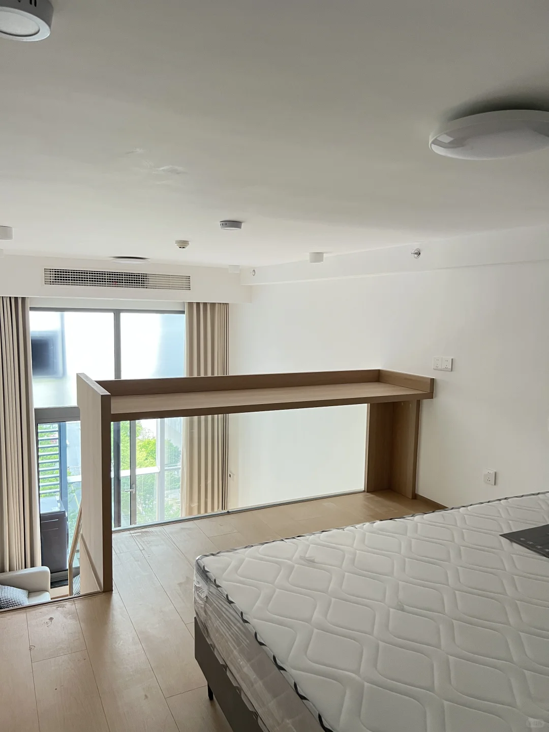 直租良渚未来之光35loft户型无中介费