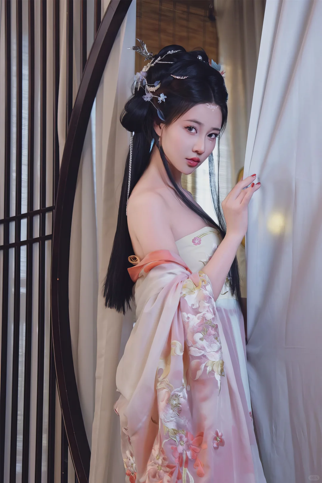 古典美女-年年