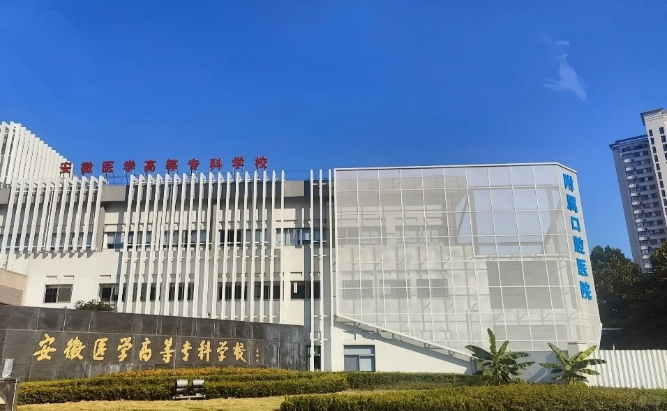 关于我老婆和学长出轨的事