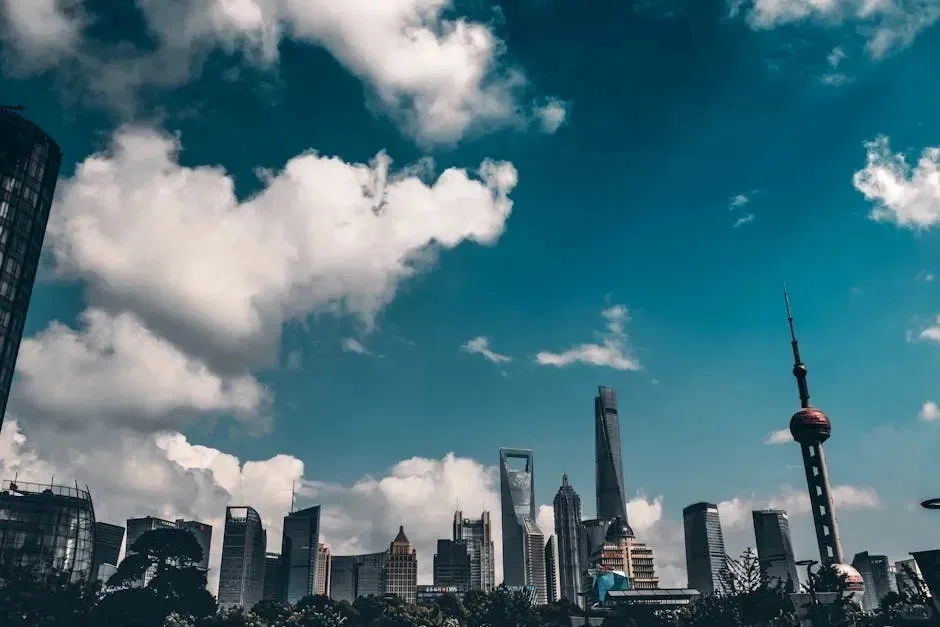 楼市现积极信号，该买房了吗？