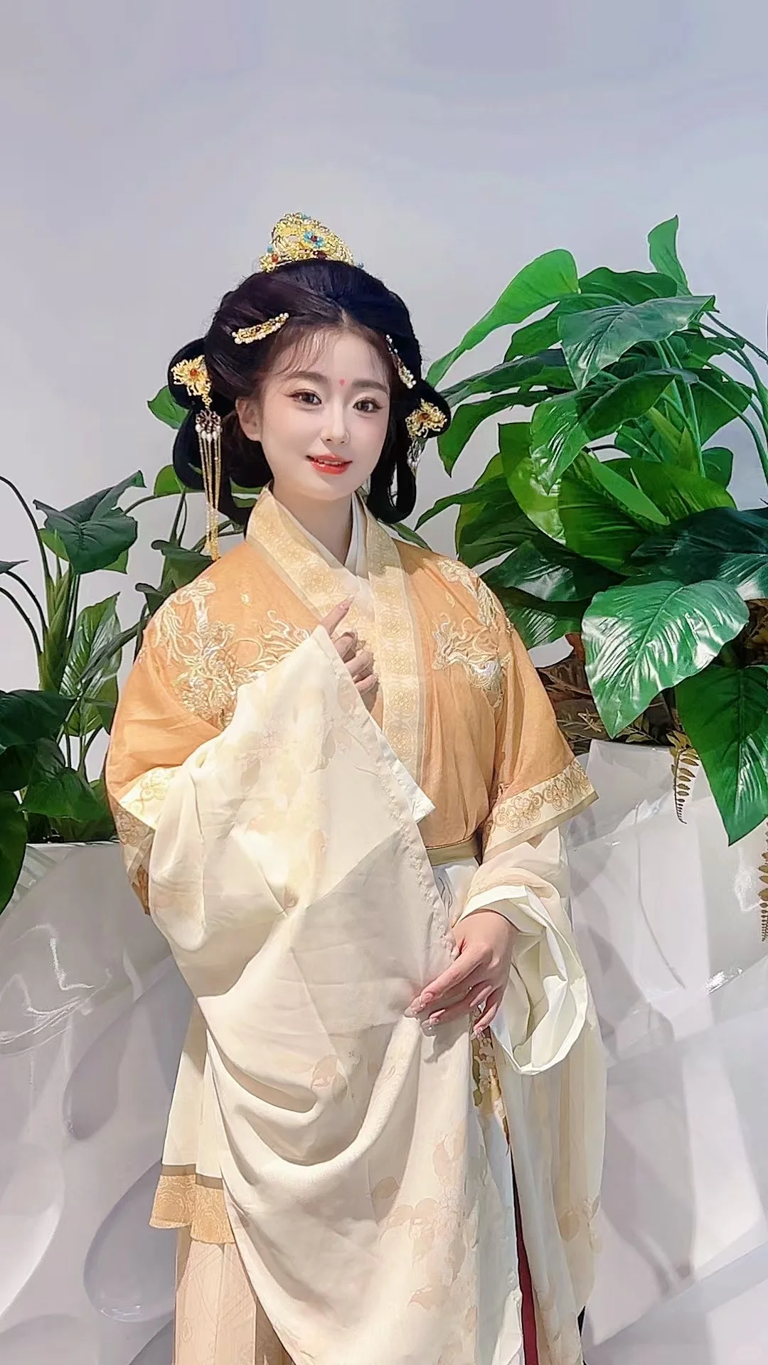 明眸善睐，顾盼神飞～