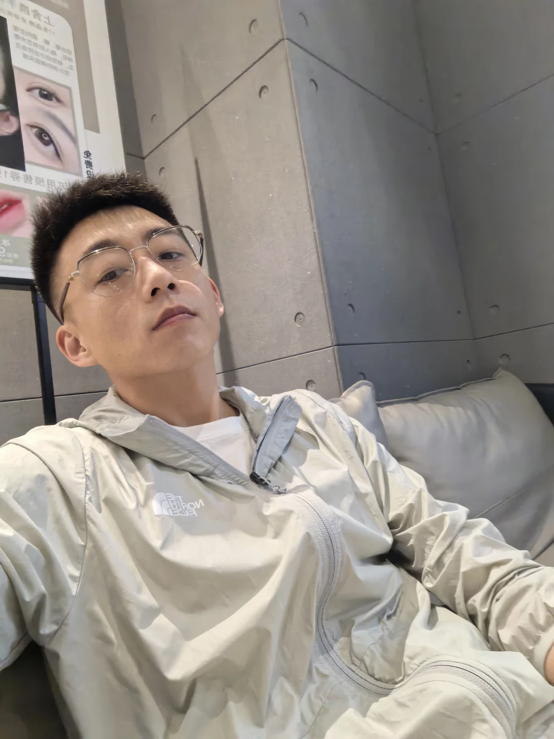 在沈阳为了月薪过万，做着狗都不干的事