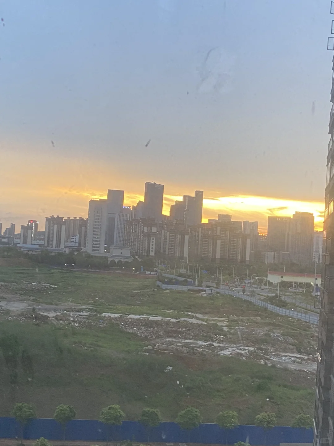 南宁，良庆区，房东直租，全新首租，明天可看房
