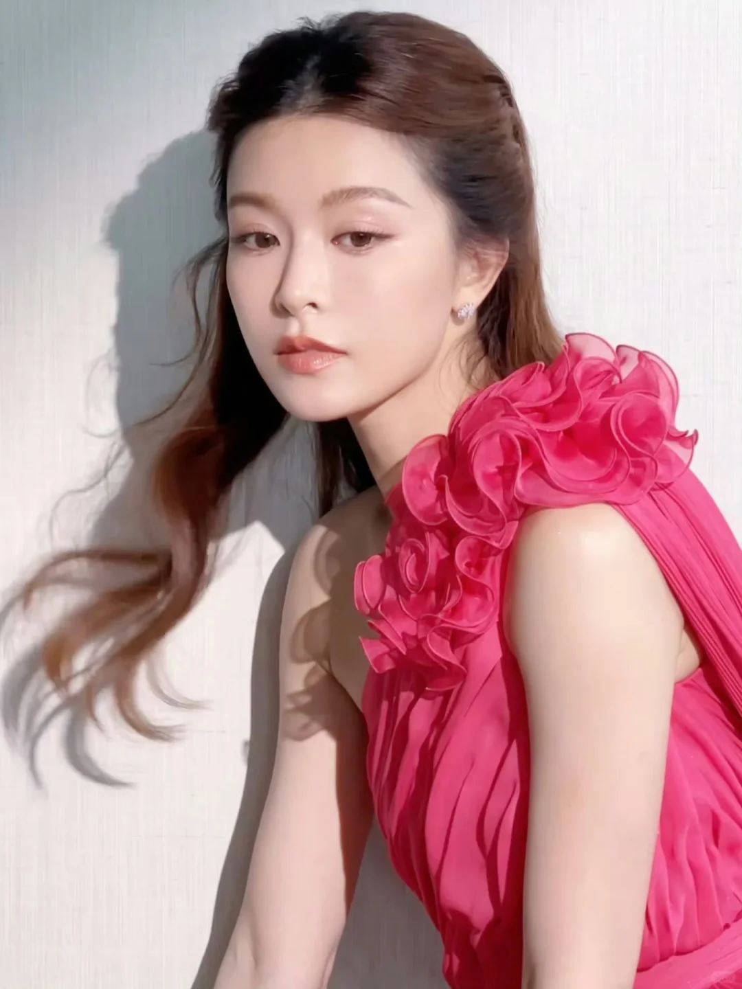 文咏珊，玫瑰花开，美到心坎里了🌹