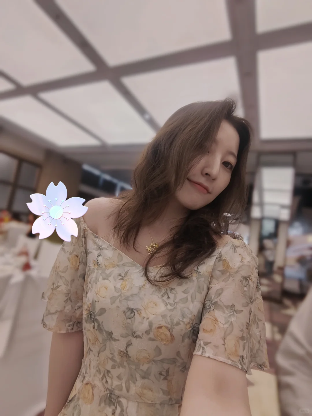 又听人说我的眼睛会勾人 未见得是好事