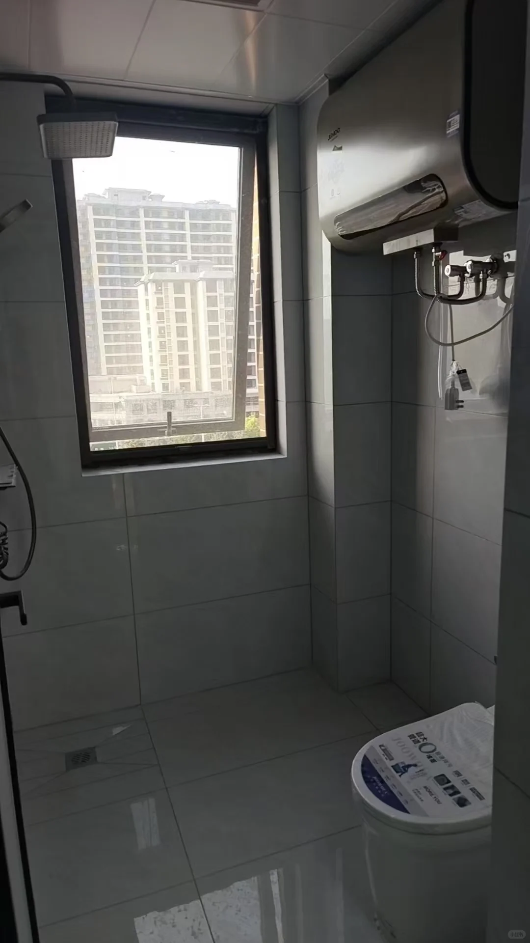 【出租】东区精装三室 首次出租 家具家电齐全