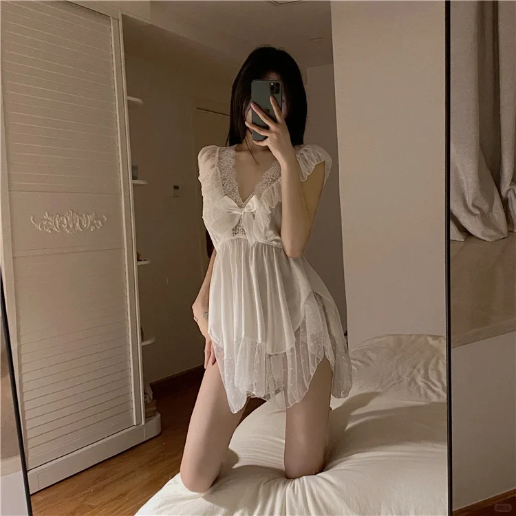 一个属于你和TA的浪漫午夜～超诱人的小睡裙