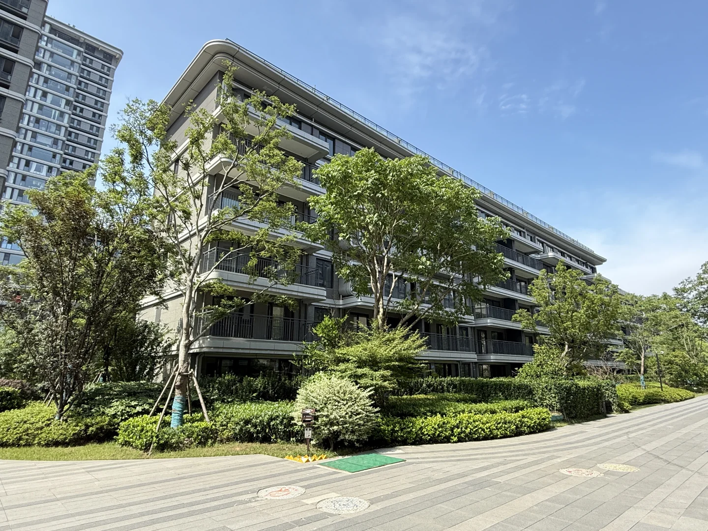 忍痛割爱亏了100多W出了…新房买的340w多