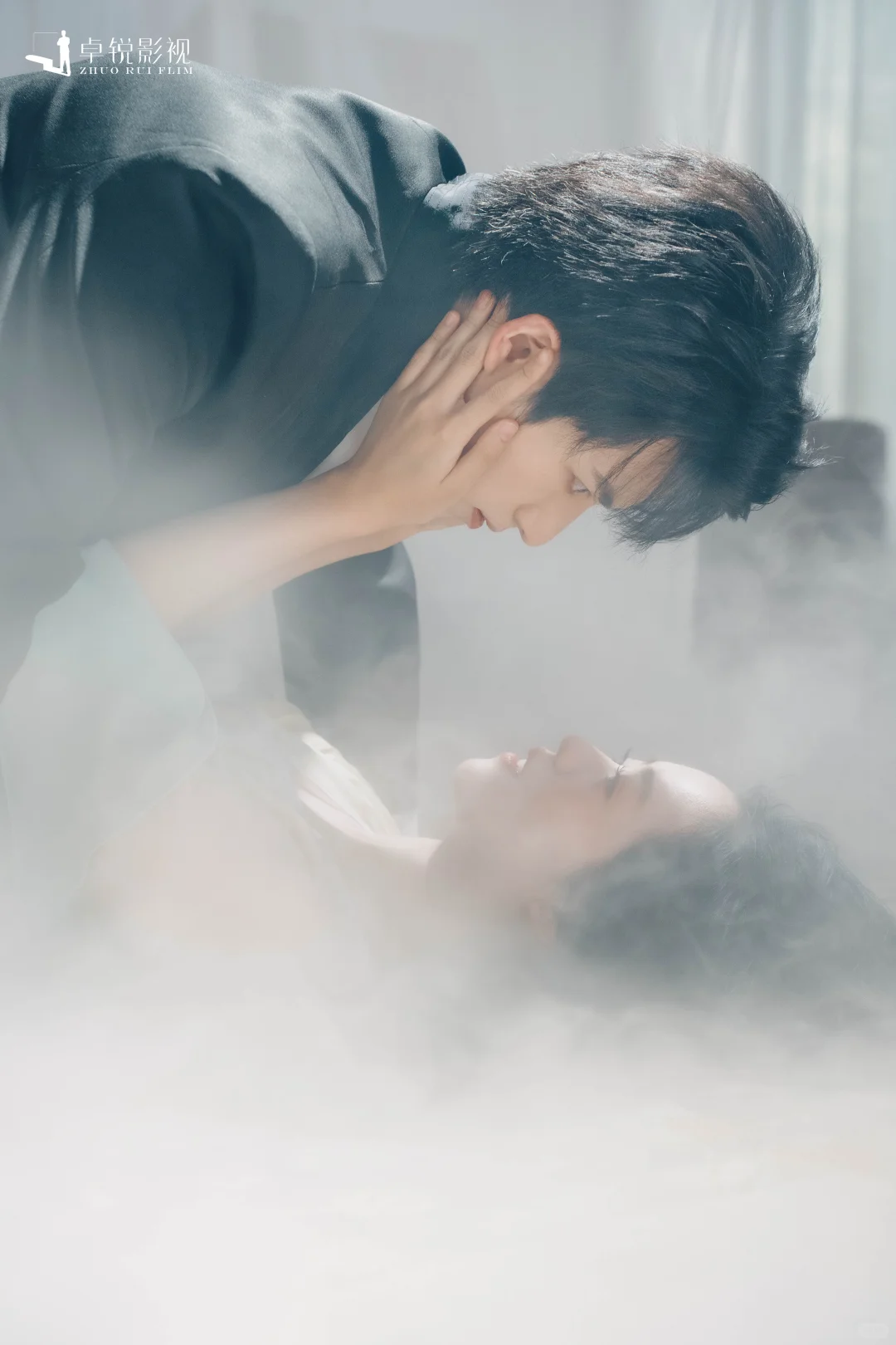 媚眼如丝 引你入局