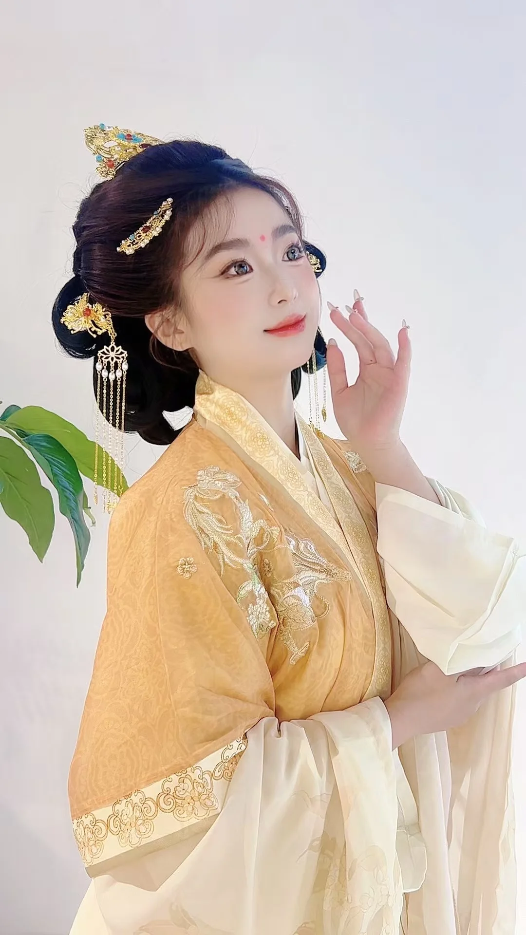 明眸善睐，顾盼神飞～