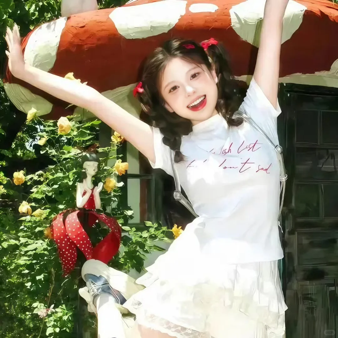𝙒𝙚𝘾𝙝𝙖𝙩甜妹统治世界🎀