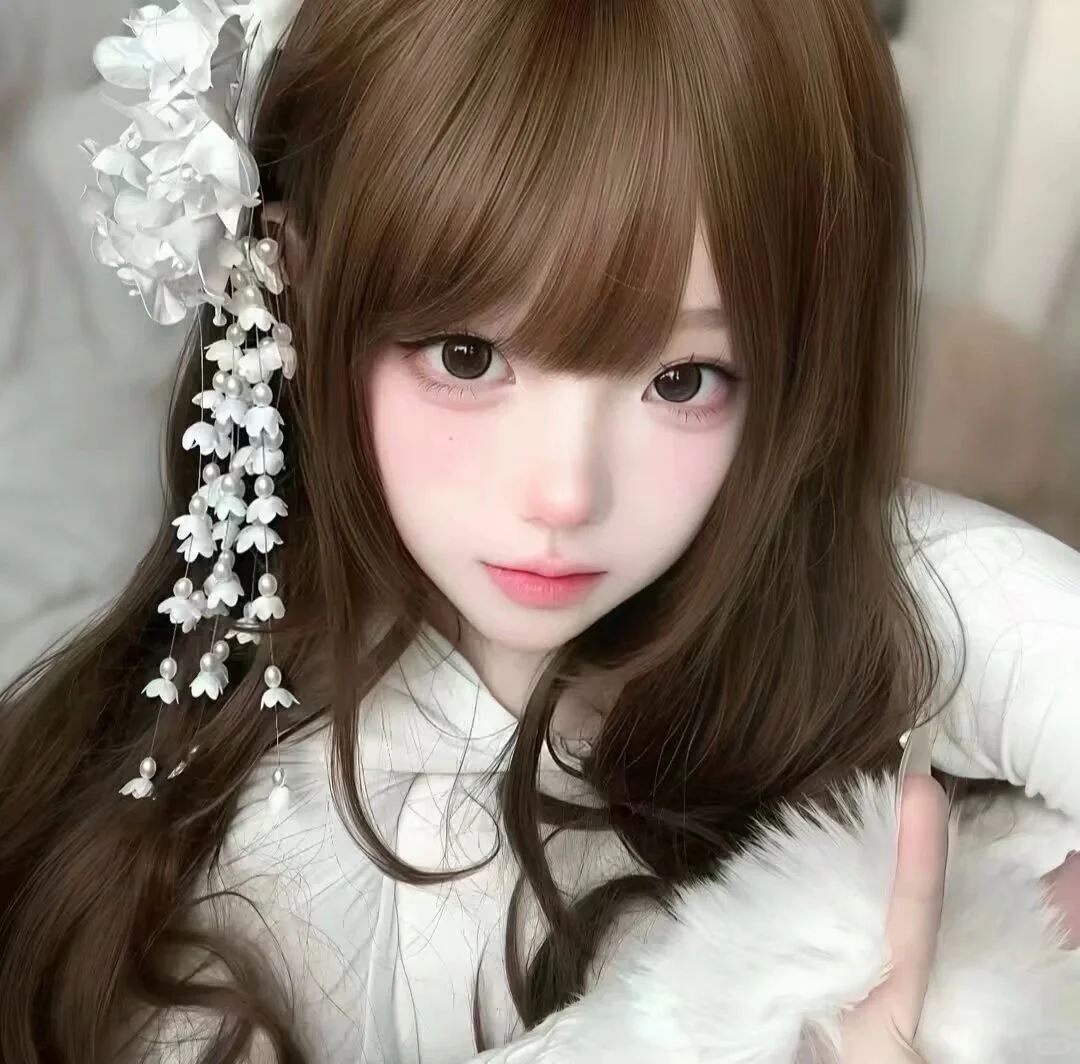 𝙒𝙚𝘾𝙝𝙖𝙩甜妹统治世界🎀