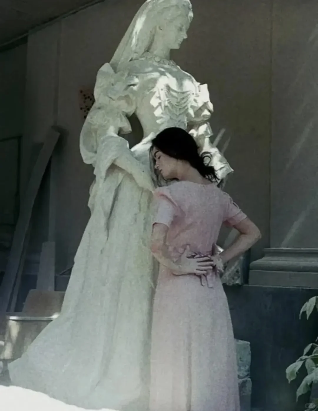 Human & Sculpture