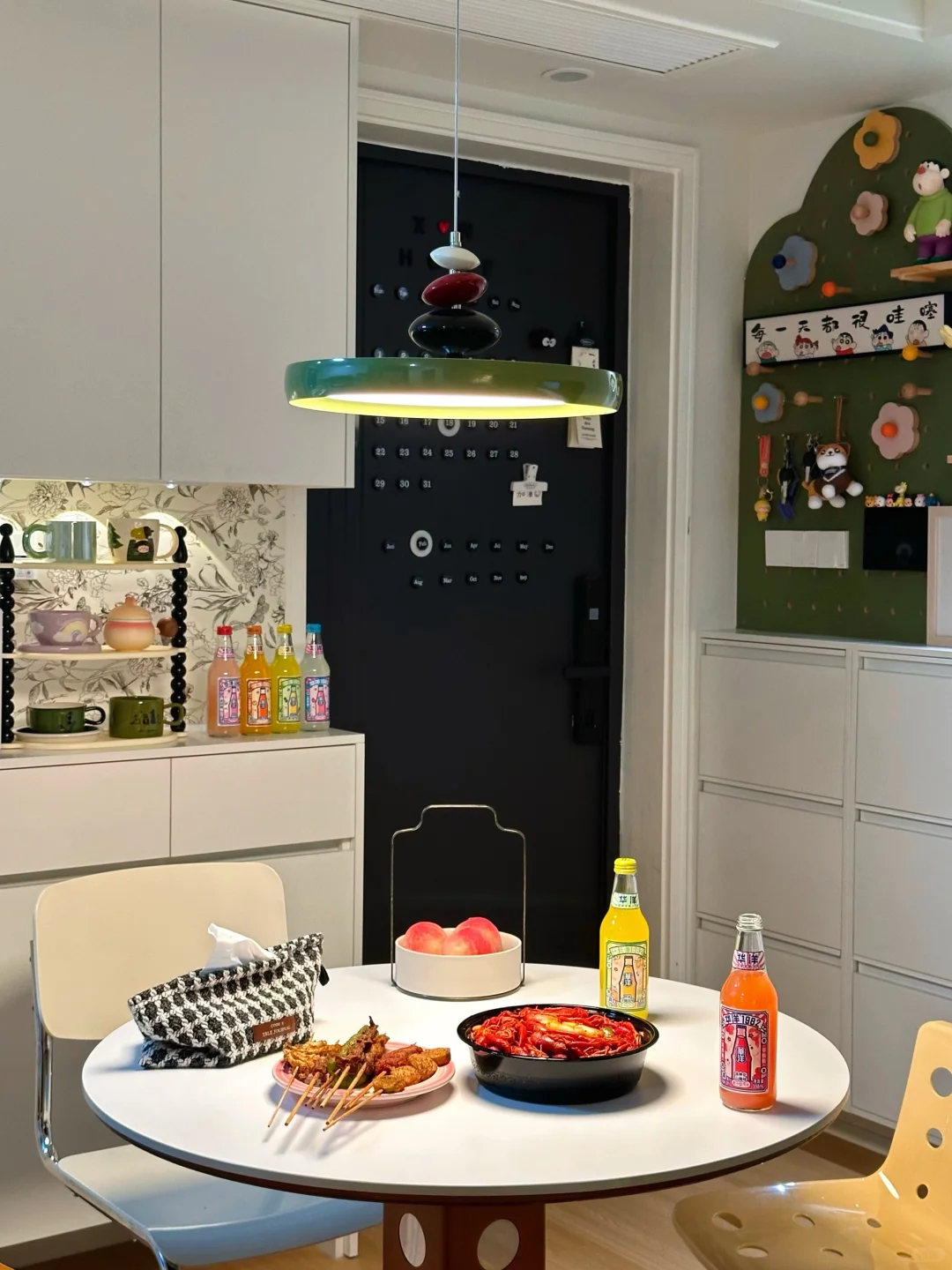 小户型快来抄作业！只有3m²的餐厅玄关布置！