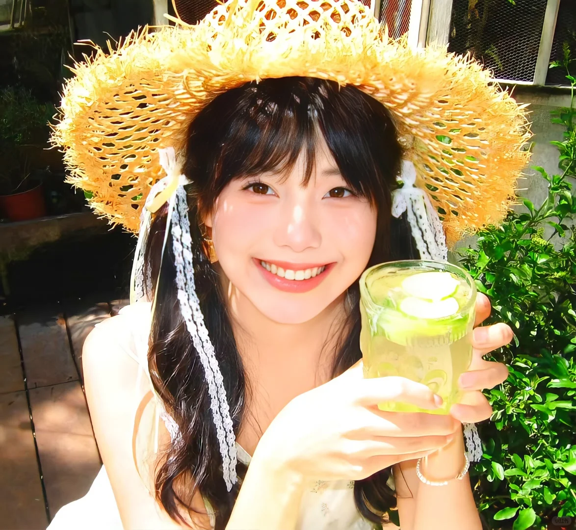 𝙒𝙚𝘾𝙝𝙖𝙩甜妹统治世界🎀