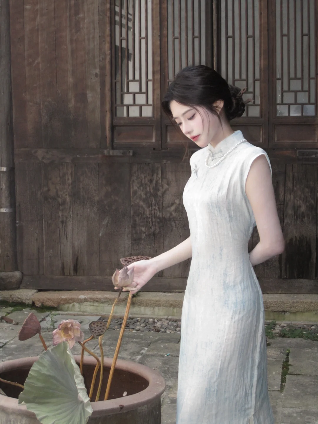 梦中人若翩翩 宛如星云遮蔽月