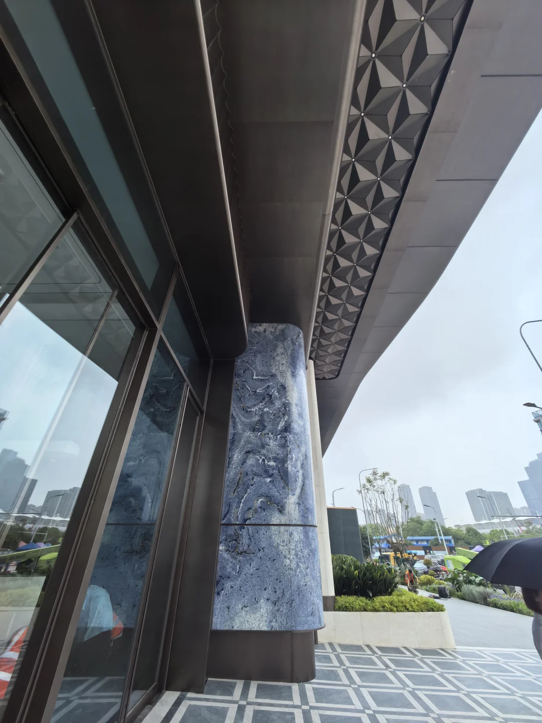 这样的小区入户大门可好