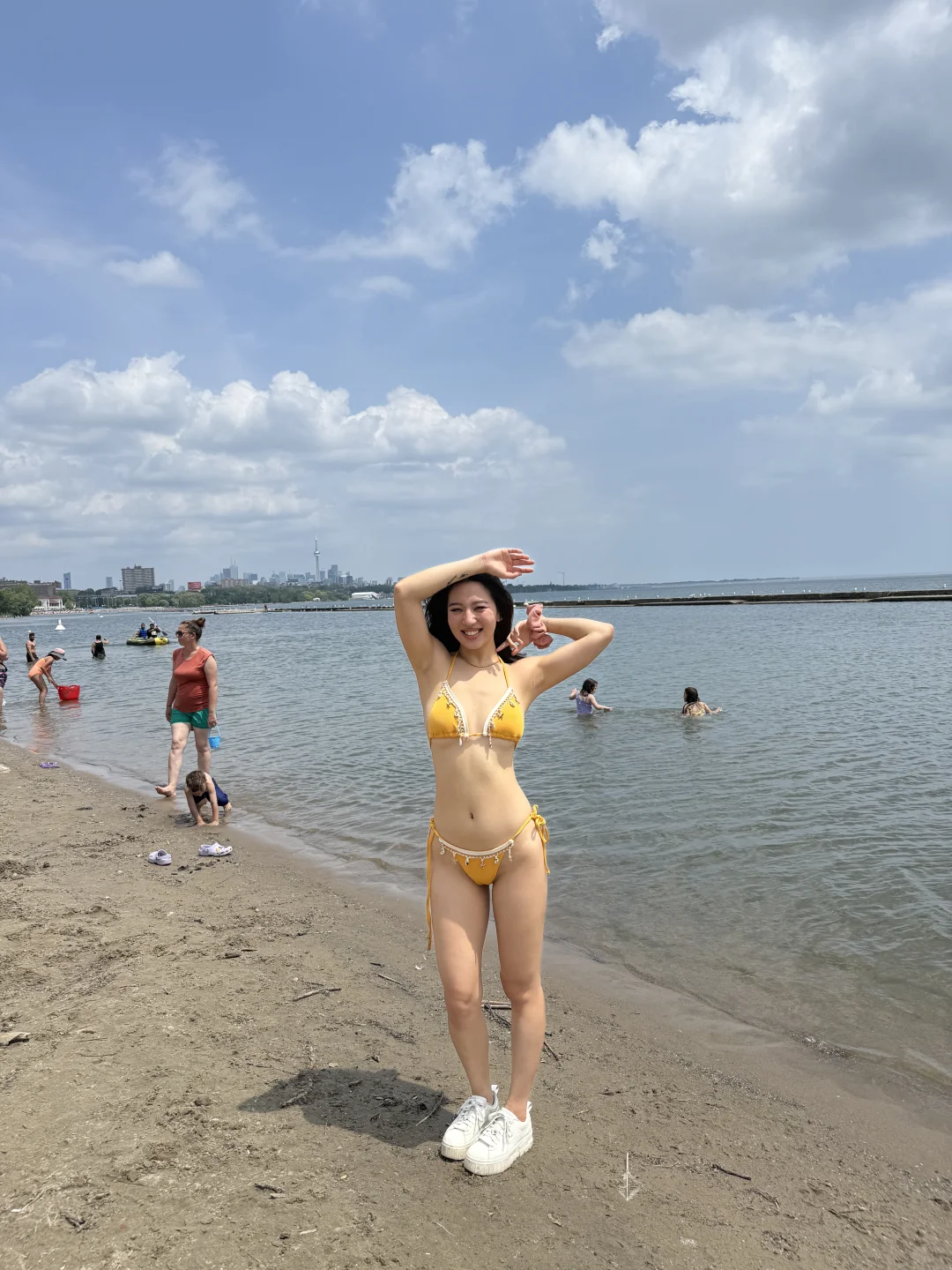 🇨🇦今天好热（正常沙滩泳衣）