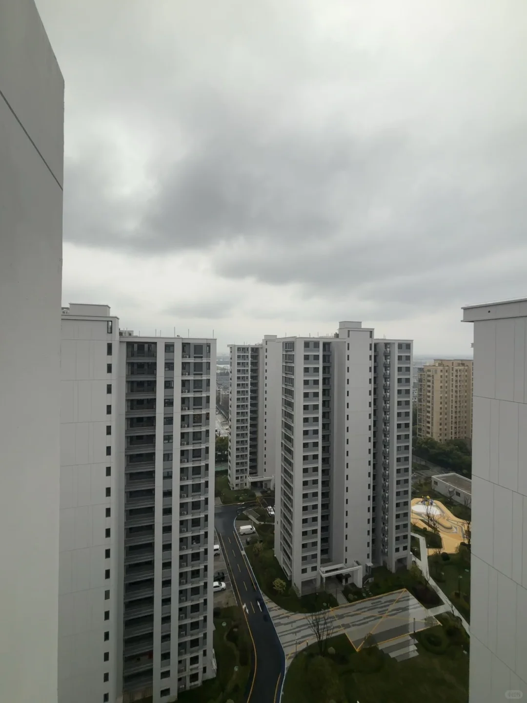 可惜我的新房还没住过，挂了几个月也没人问
