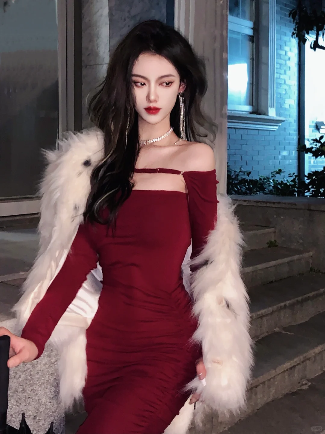 今天的人设是小说里刚刚归国的豪门女二