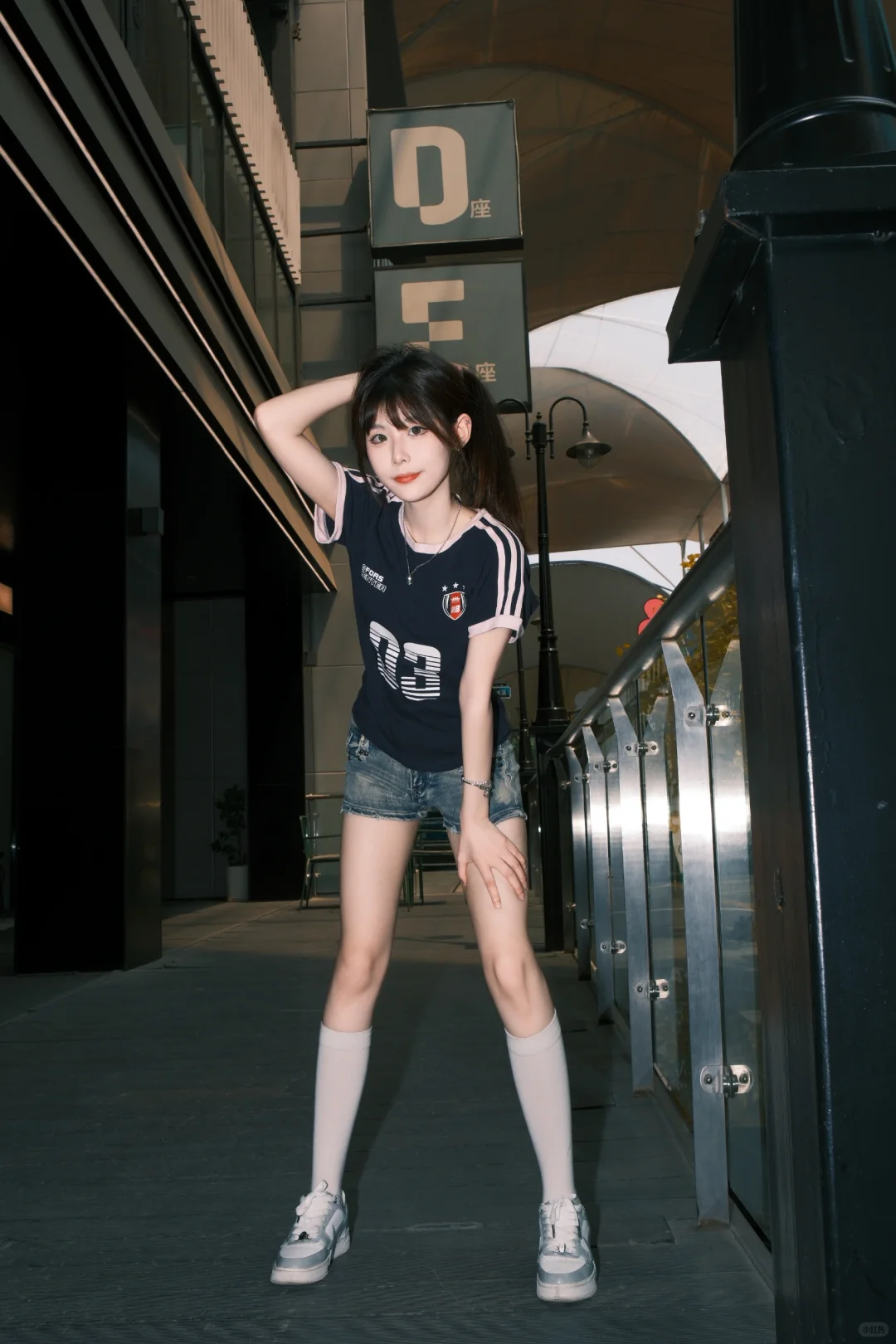 闪光灯辣妹