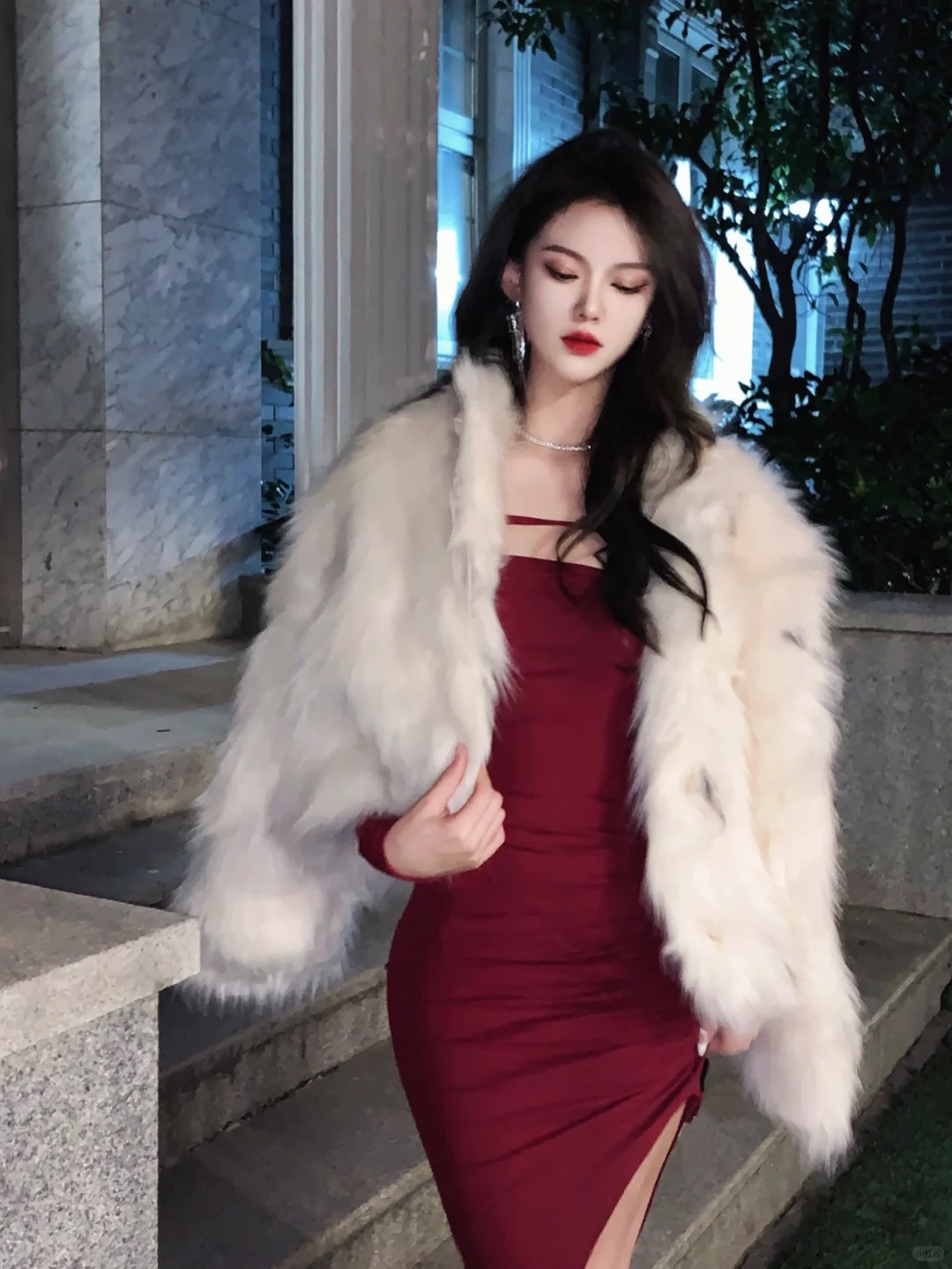 今天的人设是小说里刚刚归国的豪门女二