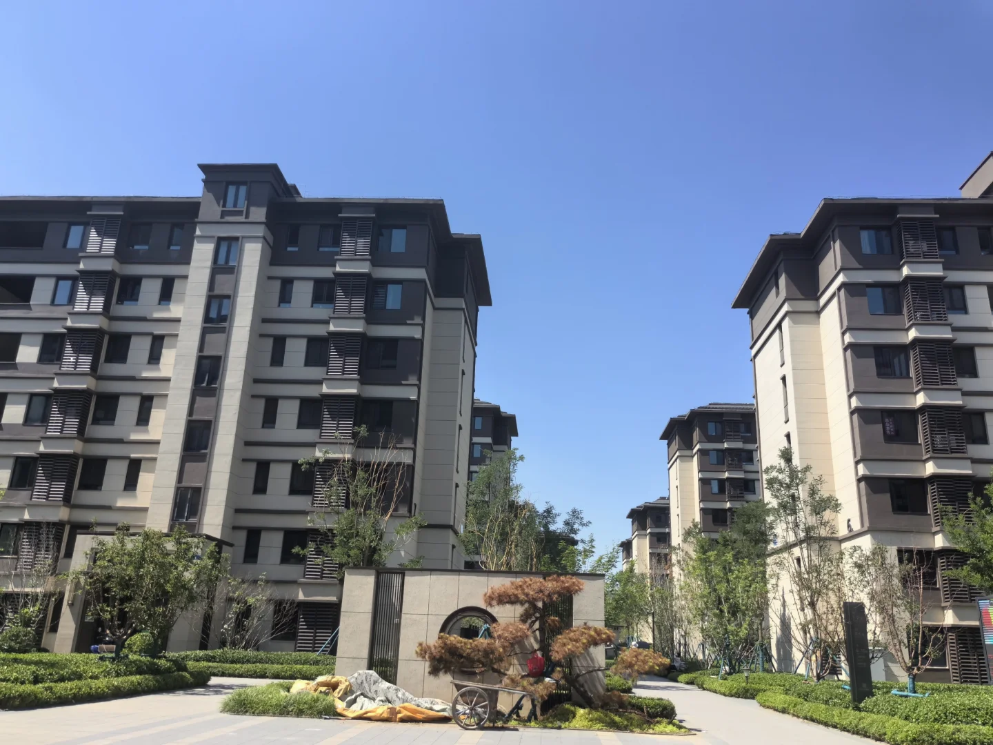 房东直租新房出租