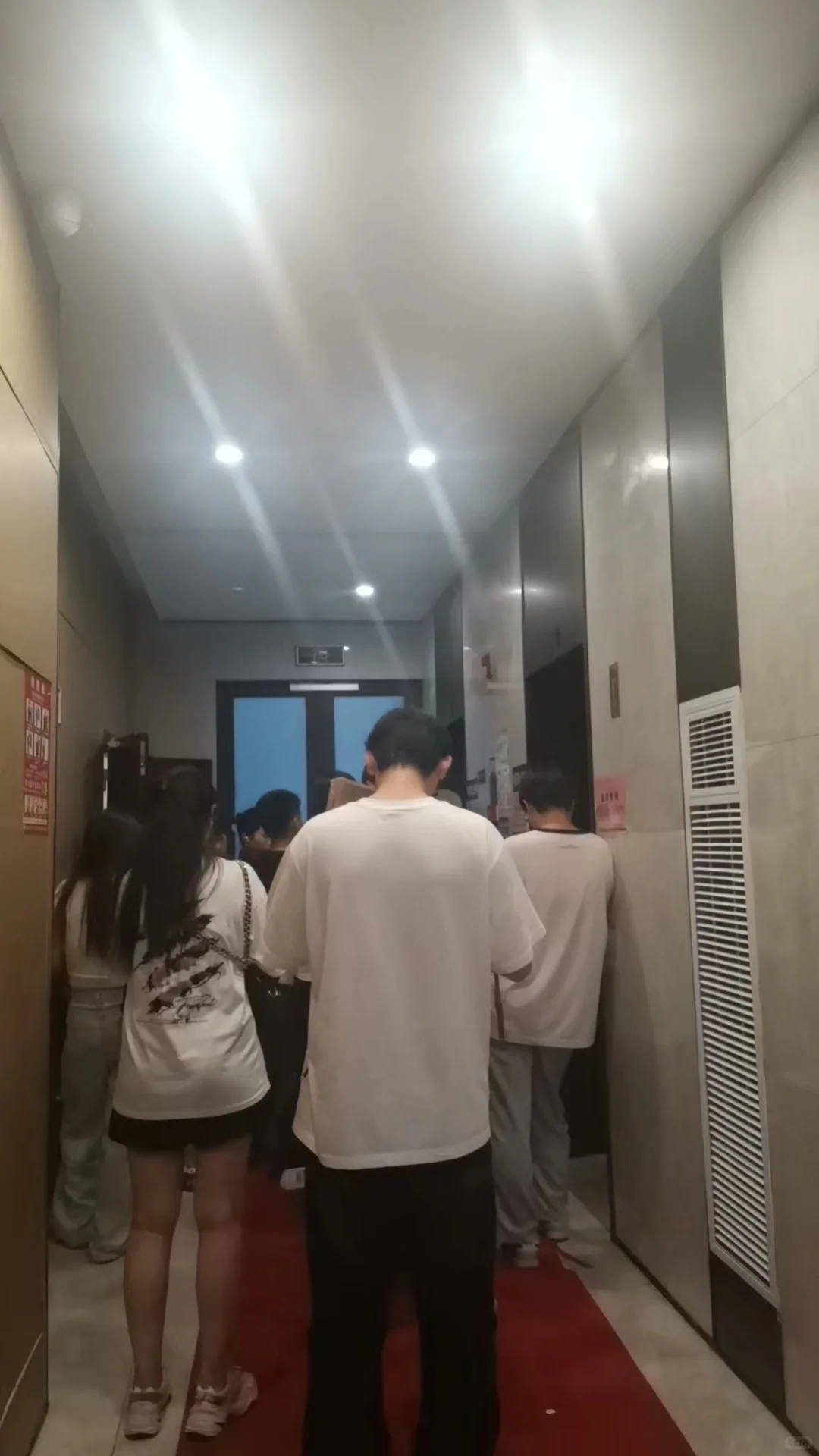 两梯N户的公寓