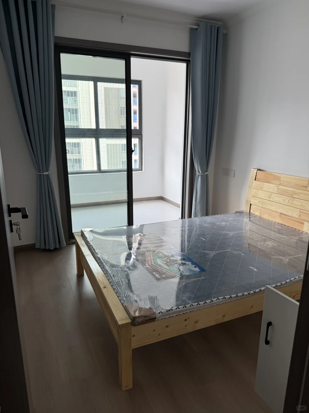 出租出租新房出租