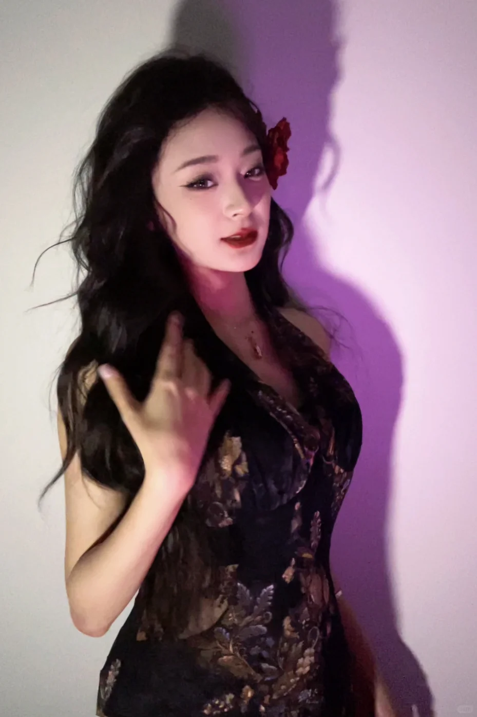 抱歉我不是那种对不良诱惑说够了的人