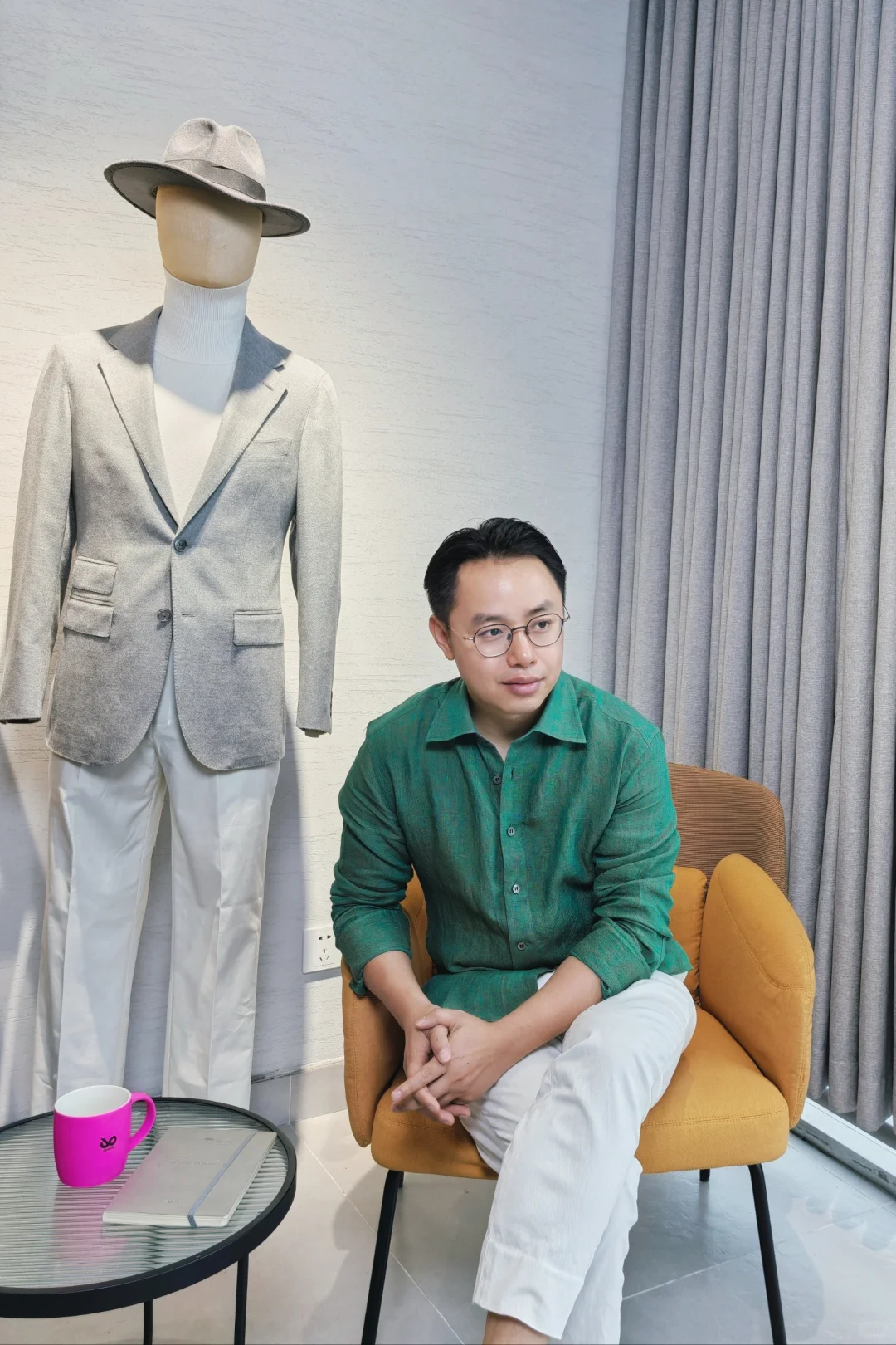 这个衬衫颜色很妖艳么？