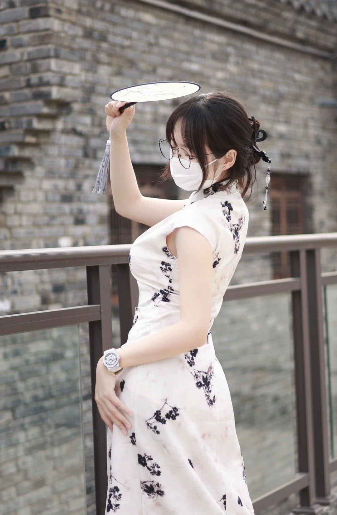 漂亮的不是我 是我身上的东方韵