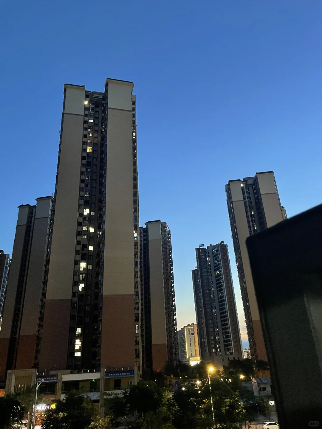 也是终于住进自己特别喜欢的公寓啦～