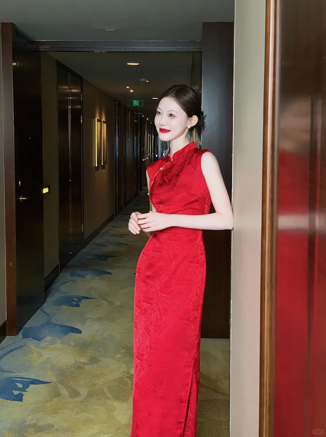 婚礼分享｜红旗袍把我显白到发光