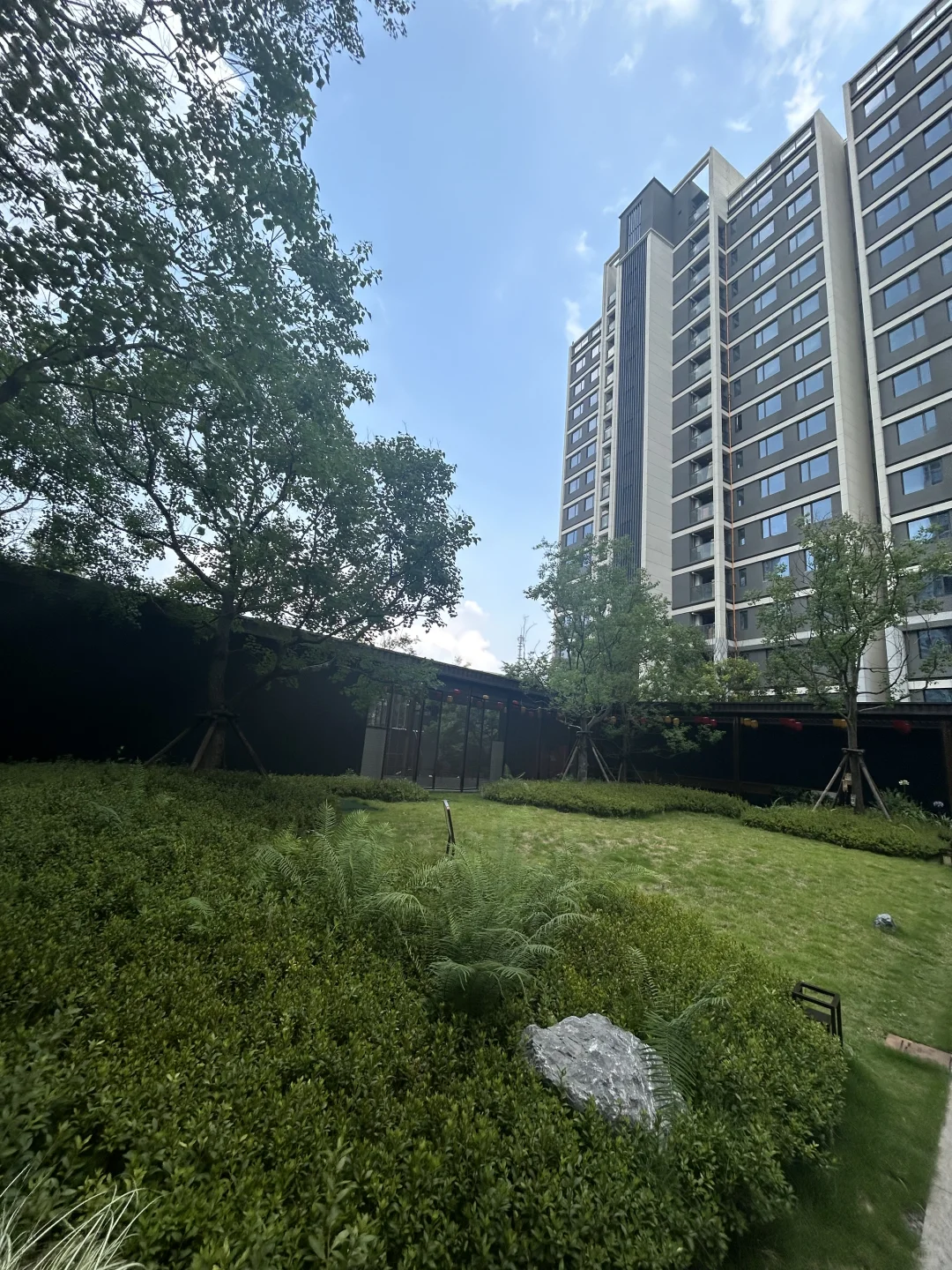 高新牛马看房日记：南门这个价位能入手吗