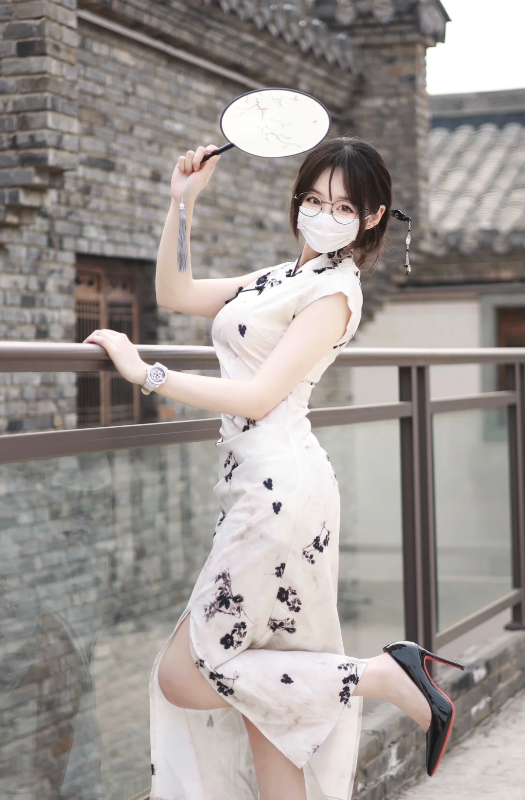 漂亮的不是我 是我身上的东方韵
