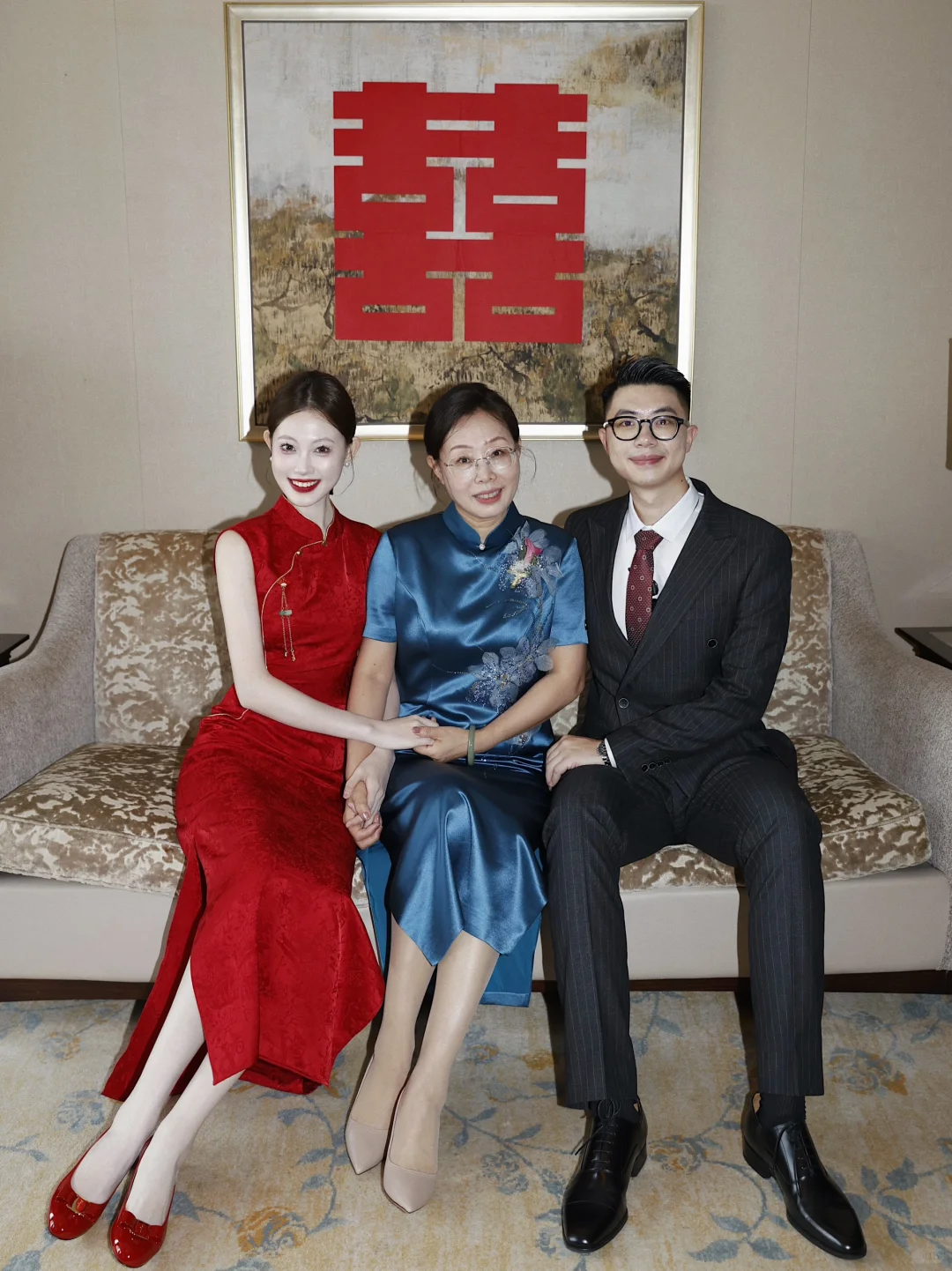 婚礼分享｜红旗袍把我显白到发光