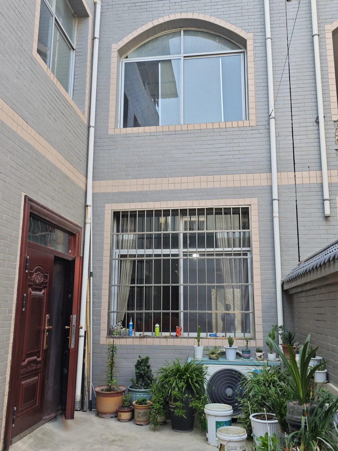 西安租房|离老城根20分钟|180平方|1000/月
