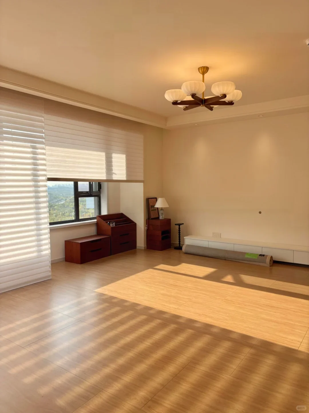 红光山 110平三居85万 奥体旁