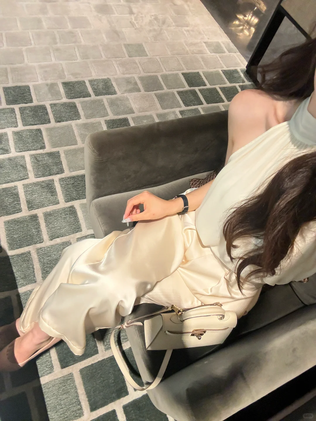 听说女孩子这样穿，显贵气~