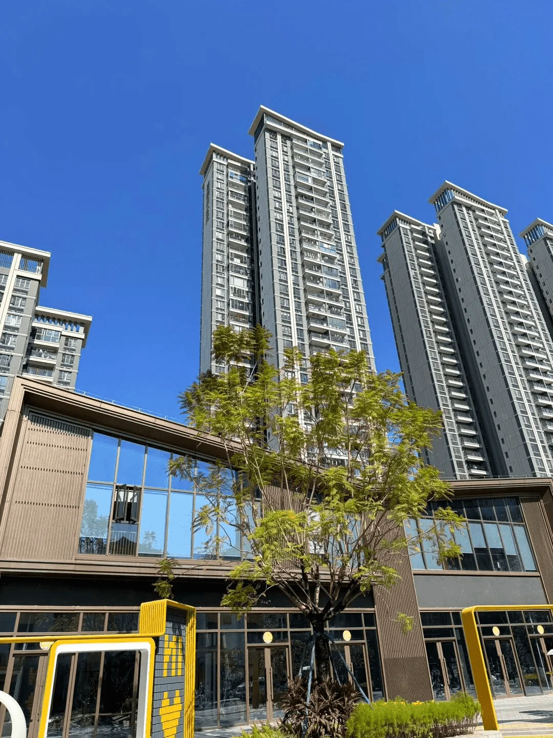 房价上涨，难以负担。原价150万，67万出