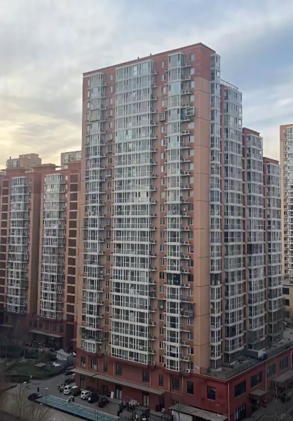 你还在盼着房子下跌吗？稳住房价，万众期待！
